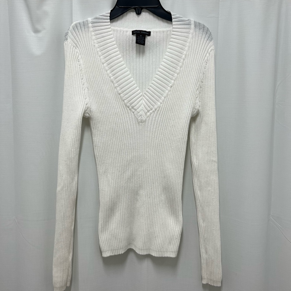NWOT white ribbed v neck sweater